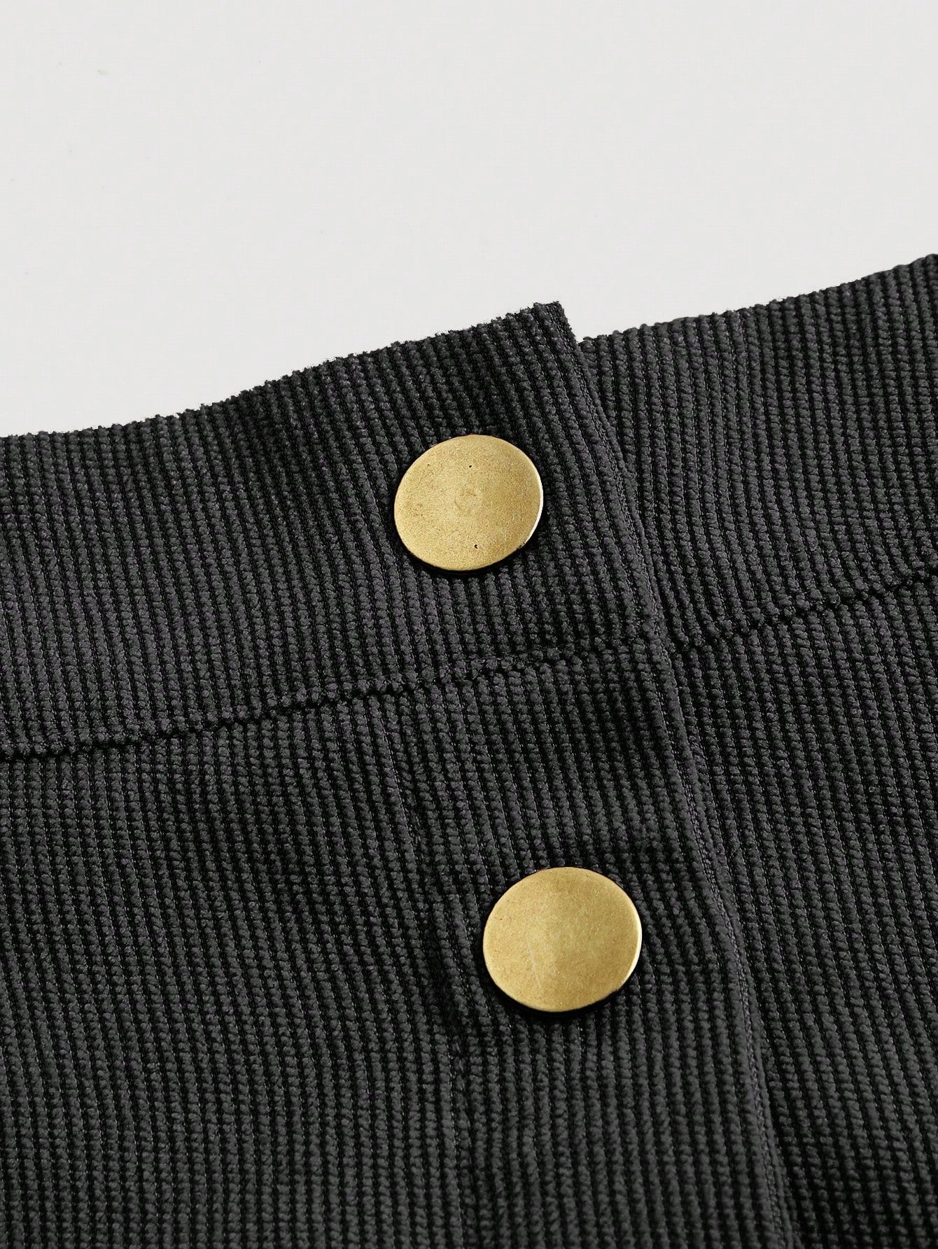 Fusta Mini Dama, Din Catifea Cu Inchidere Frontala Cu Nasturi