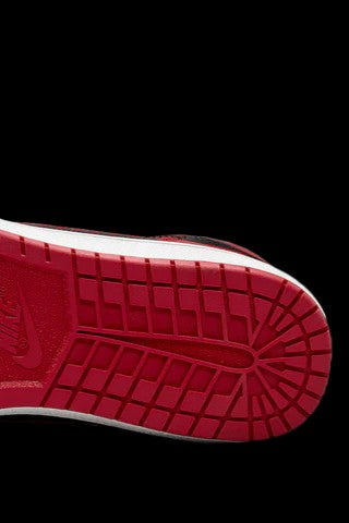 Air Jordan 1 Retro High '85 OG Bred (2025)