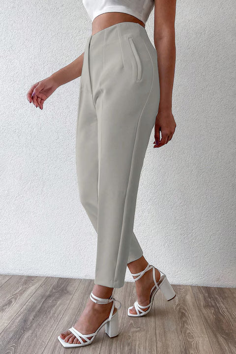 Pantaloni Dama Cu Talie Inalta Si Croiala Cropped