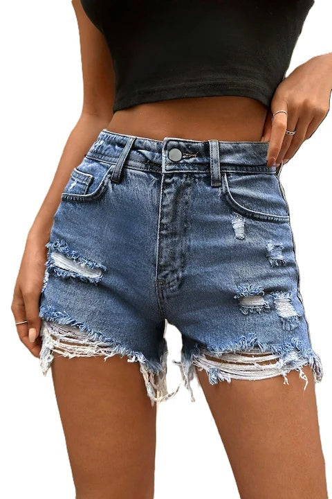 Blugi Dama Scurti, La Moda Si Casual, Cu Rupturi Si Tiv Destramat